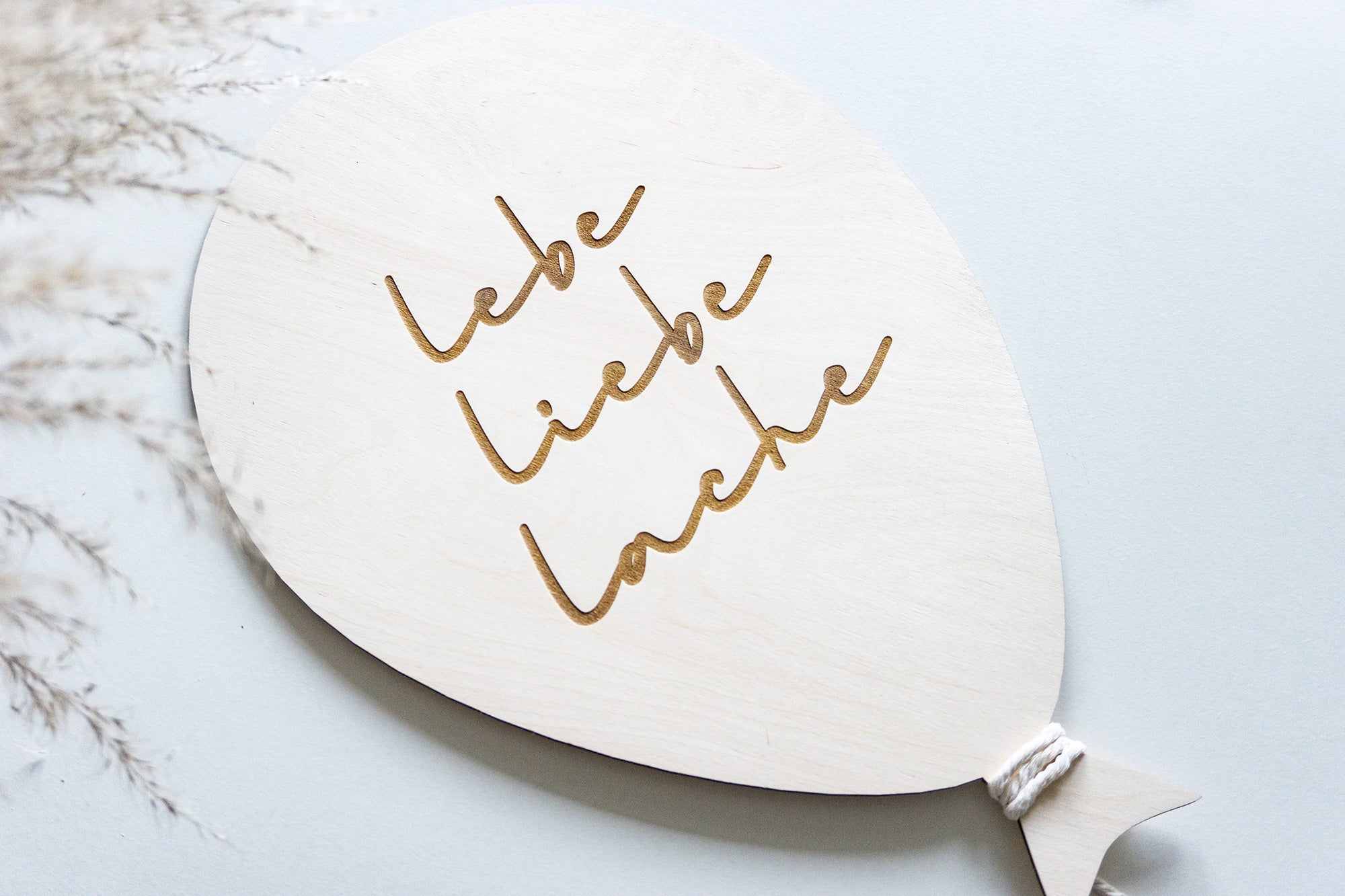Luftballon mit Spruch "Lebe, Liebe, Lache" Maribe Creations